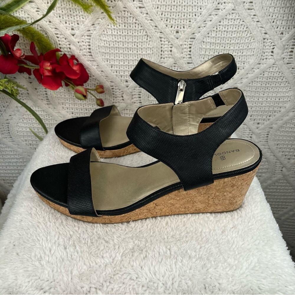 BANDOLINO | Black Textured "Tessa" Wedge Sandals - Picture 7 of 12